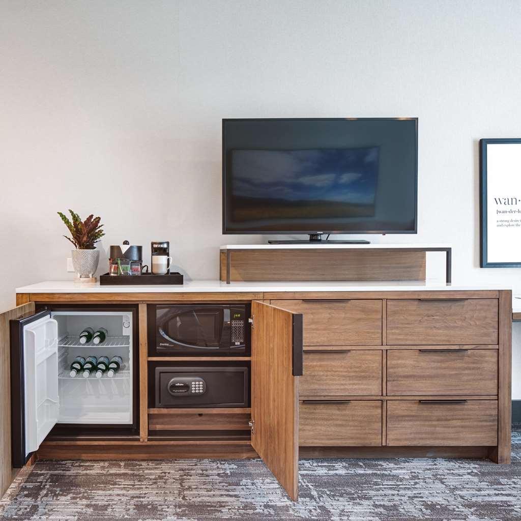 Ayres Carlsbad